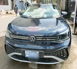 Photo - Volkswagen ID.6 2023 Blue