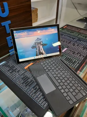 New Laptop Microsoft Surface Pro 7 8GB Intel Core I5 SSD 256GB