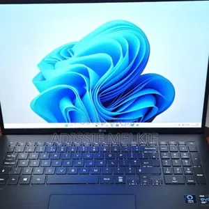New Laptop LG Gram 15.6 16GB Intel Core I7 SSD 512GB