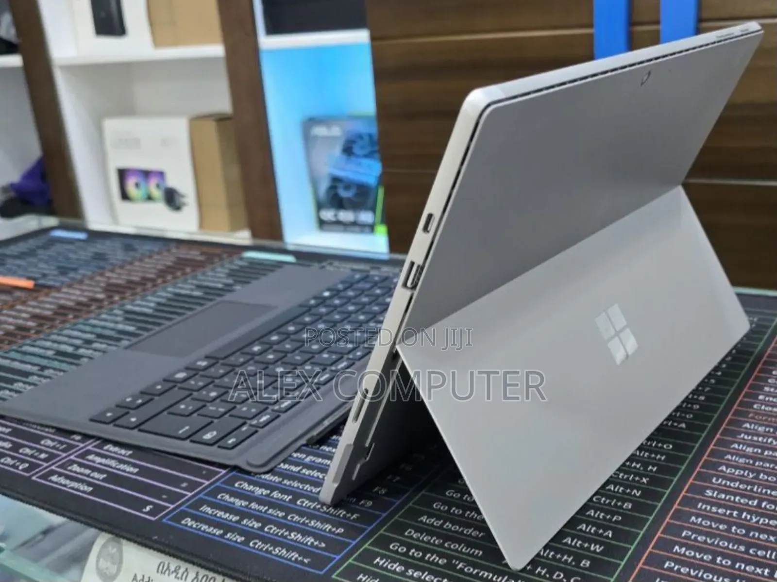 New Laptop Microsoft Surface Pro 7 8GB Intel Core I5 SSD 256GB