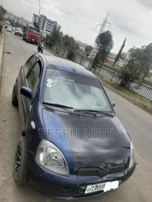 Toyota Vitz 2001 Blue