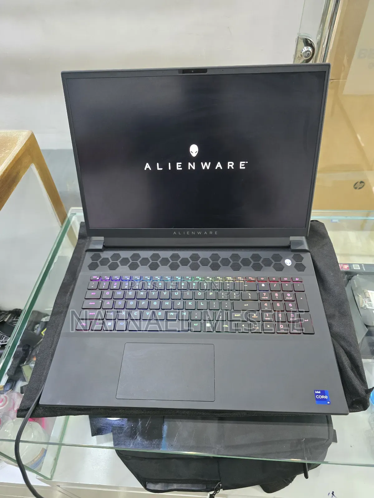 New Laptop Alienware M17x R2 32GB Intel Core I9 SSD 1T