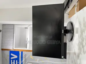 Photo - Asusu 24 Inch Used