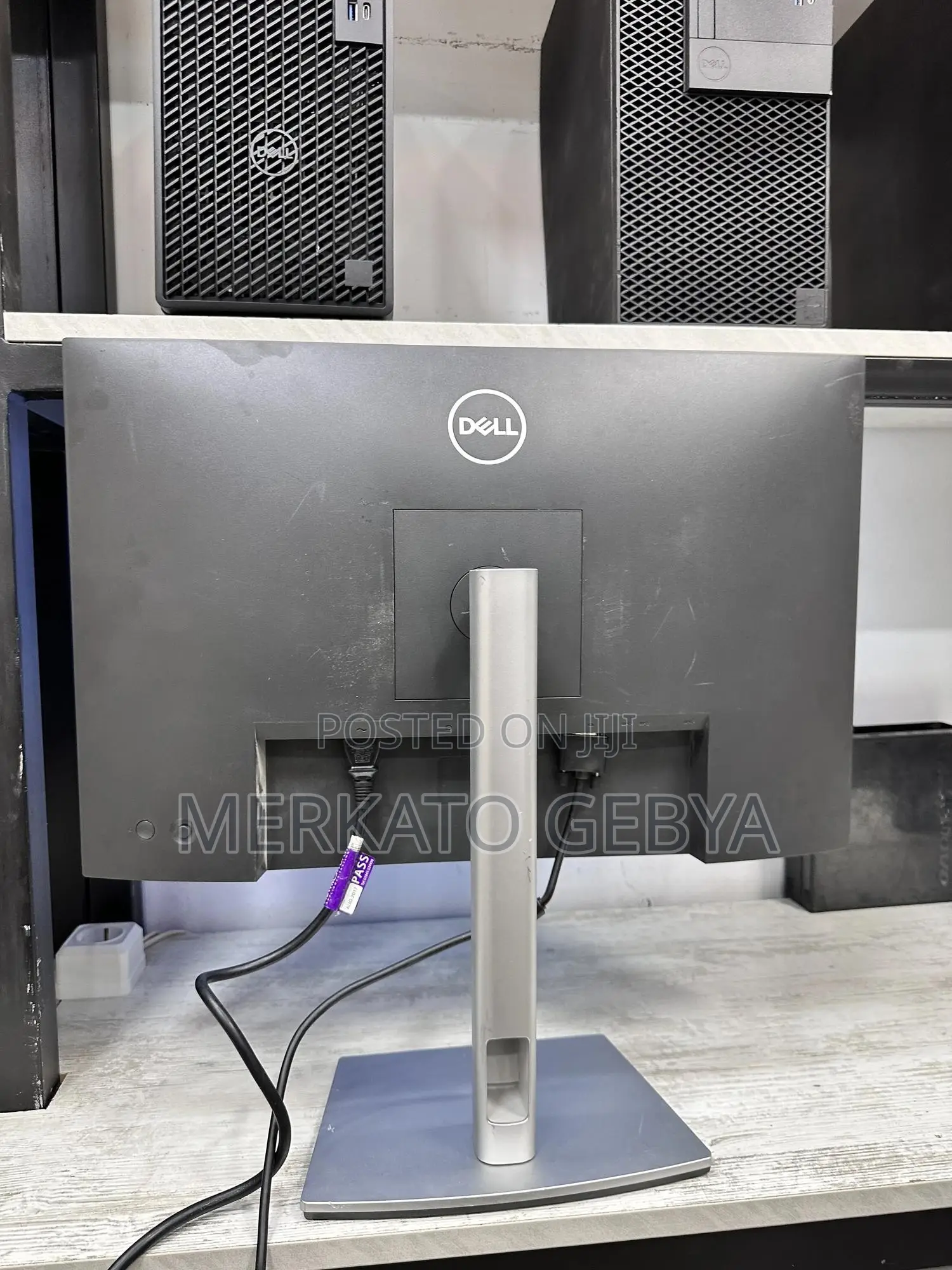 Dell 24” Frameless Full Hd Monitor – Crystal Clear Adisplay!