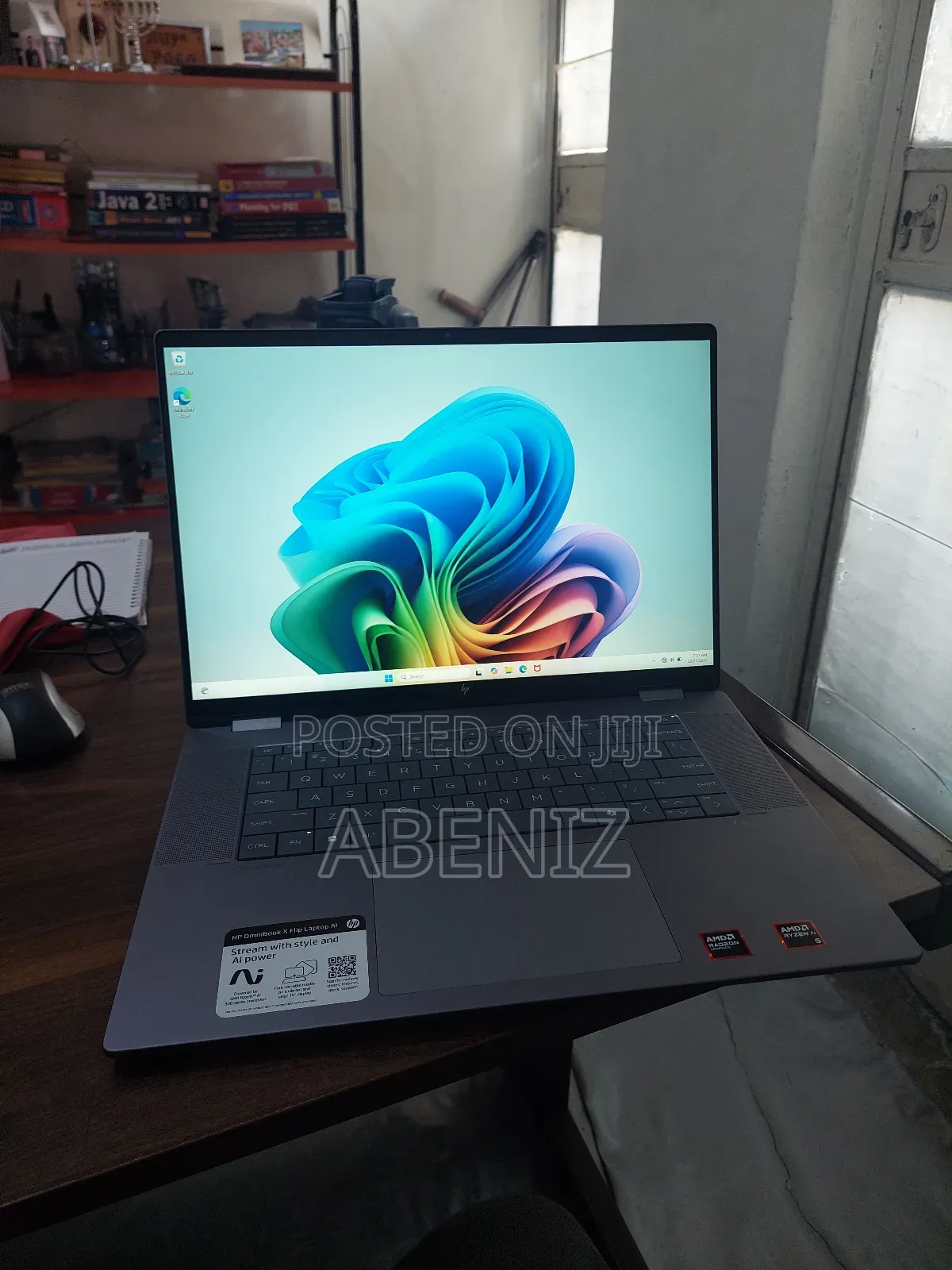 New Laptop HP OmniBook X Flip 16" 12GB Intel Core Ultra 7 SSD 256GB