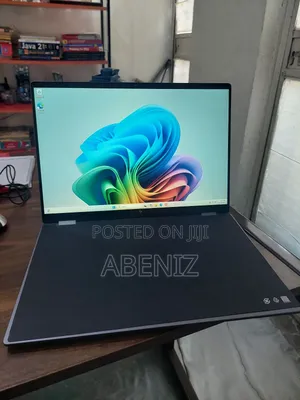 New Laptop HP OmniBook X Flip 16" 12GB Intel Core Ultra 7 SSD 256GB