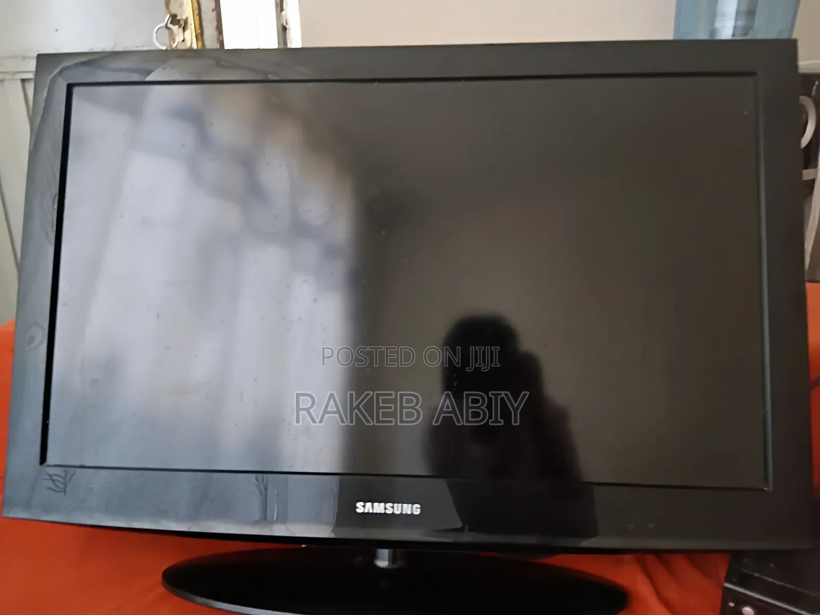 Samsung Tv With Leg Reciver