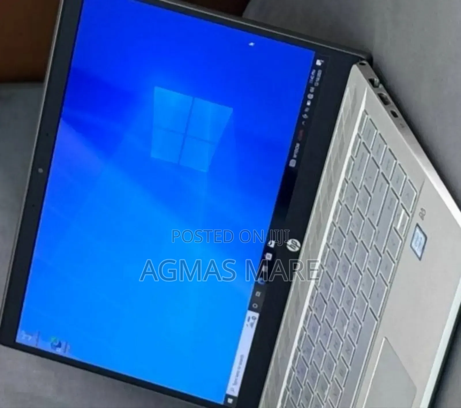 New Laptop HP Pavilion 14 8GB Intel Core i5 SSD 256GB