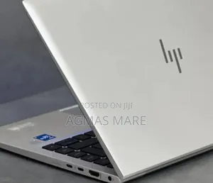 New Laptop HP EliteBook 830 G8 16GB Intel Core i7 SSD 512GB