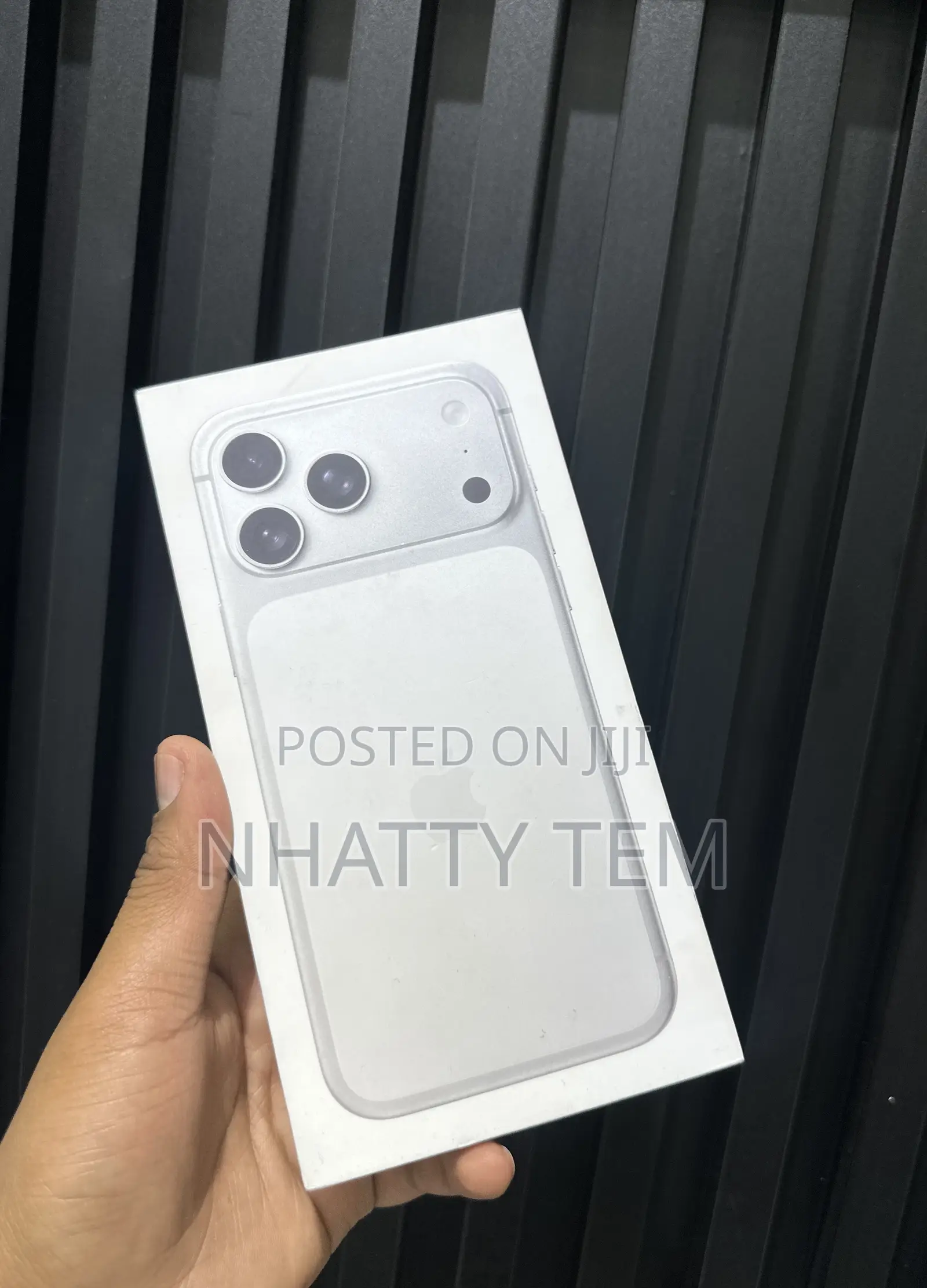 New Apple iPhone 17 Pro 256 GB Silver