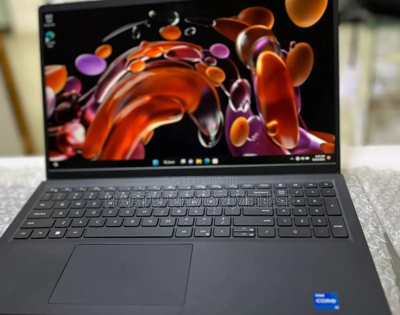 New Laptop Dell Vostro 3520 16GB Intel Core I5 SSD 512GB