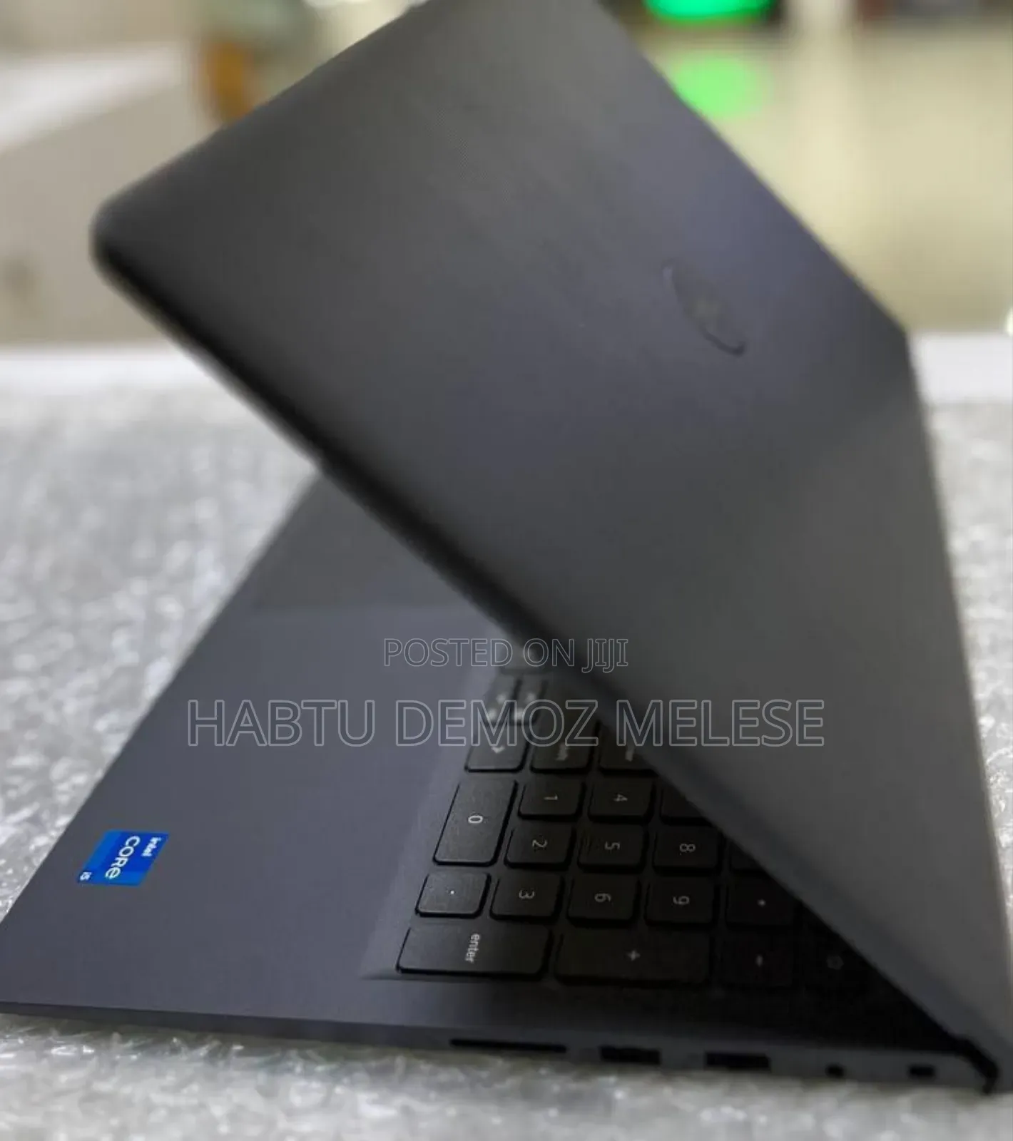 New Laptop Dell Vostro 3520 16GB Intel Core I5 SSD 512GB