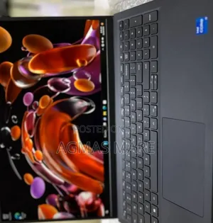 New Laptop Dell Vostro 3520 16GB Intel Core I5 SSD 512GB