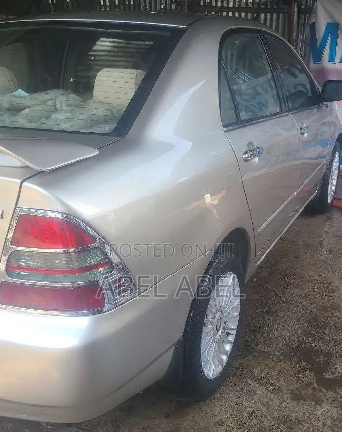 Toyota Corolla 2003 Beige