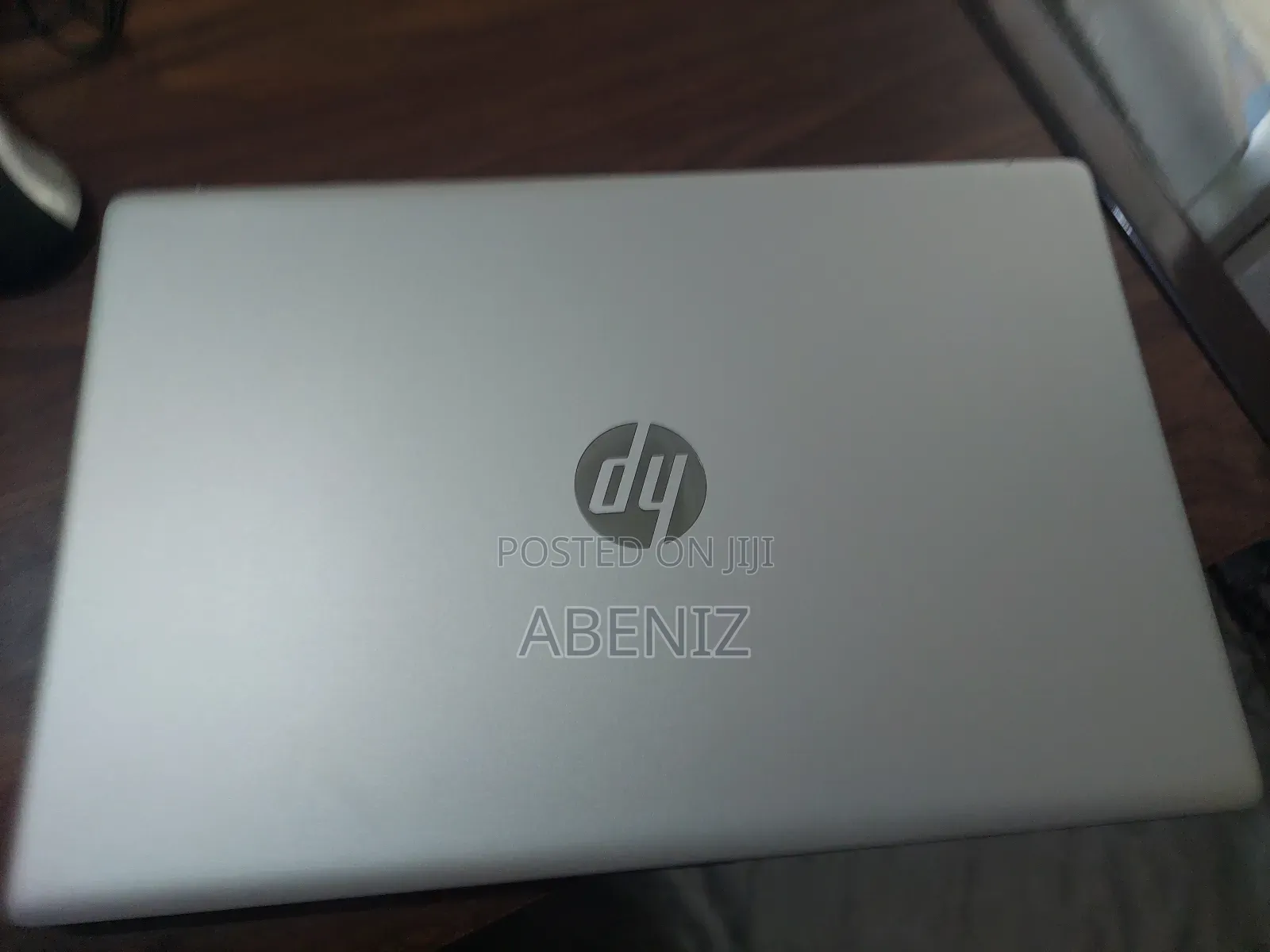 New Laptop HP 17-3000 8GB AMD Ryzen 5 SSD 500GB