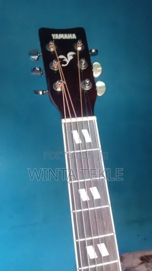 Guitar Semi Acustic Yamaha F6000