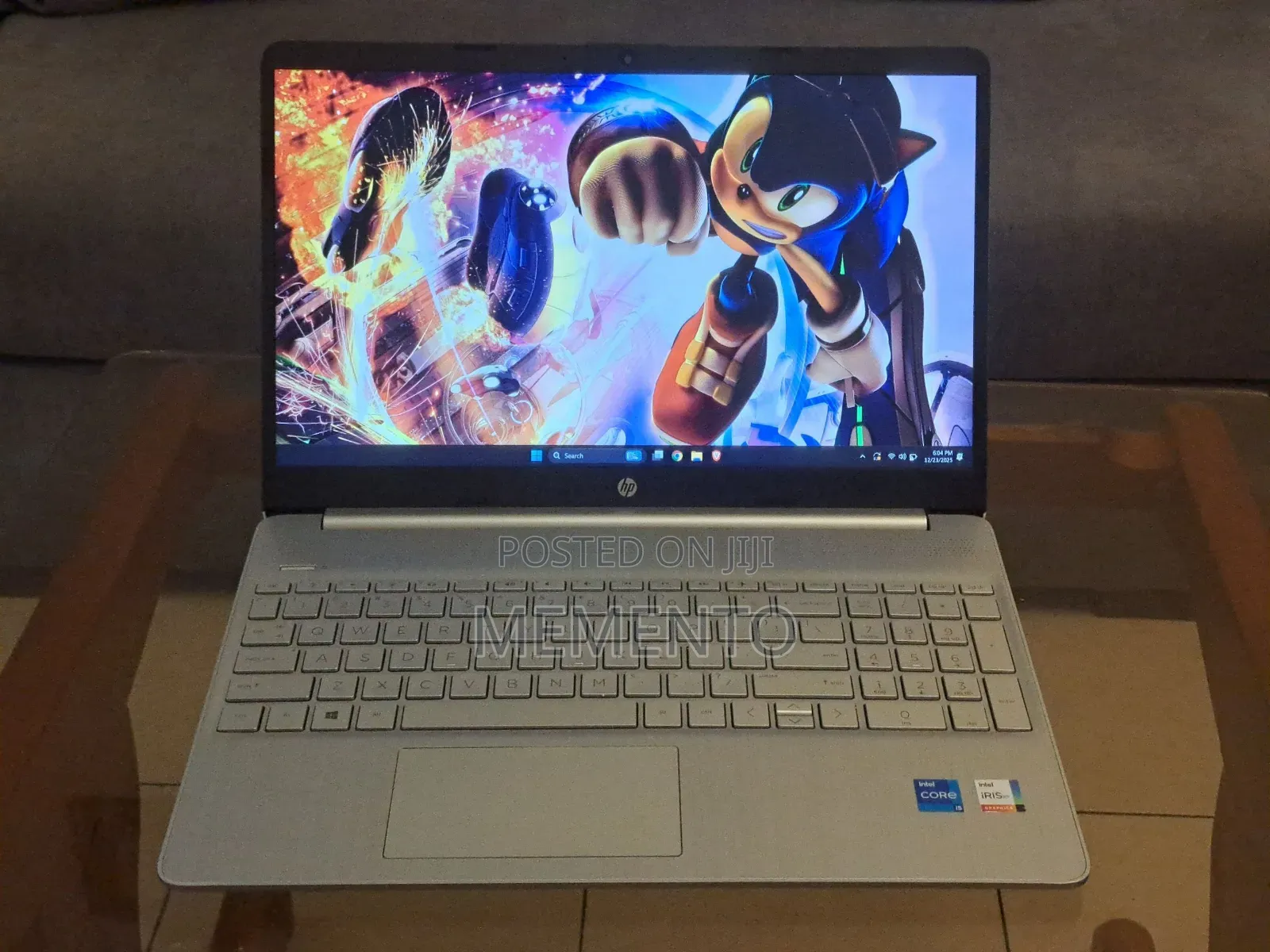 Laptop HP 15-Dy2075tg 16GB Intel Core I5 SSD 512GB