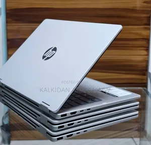 New Laptop HP OmniBook 5 Flip 8GB Intel Core 5 SSD 512GB