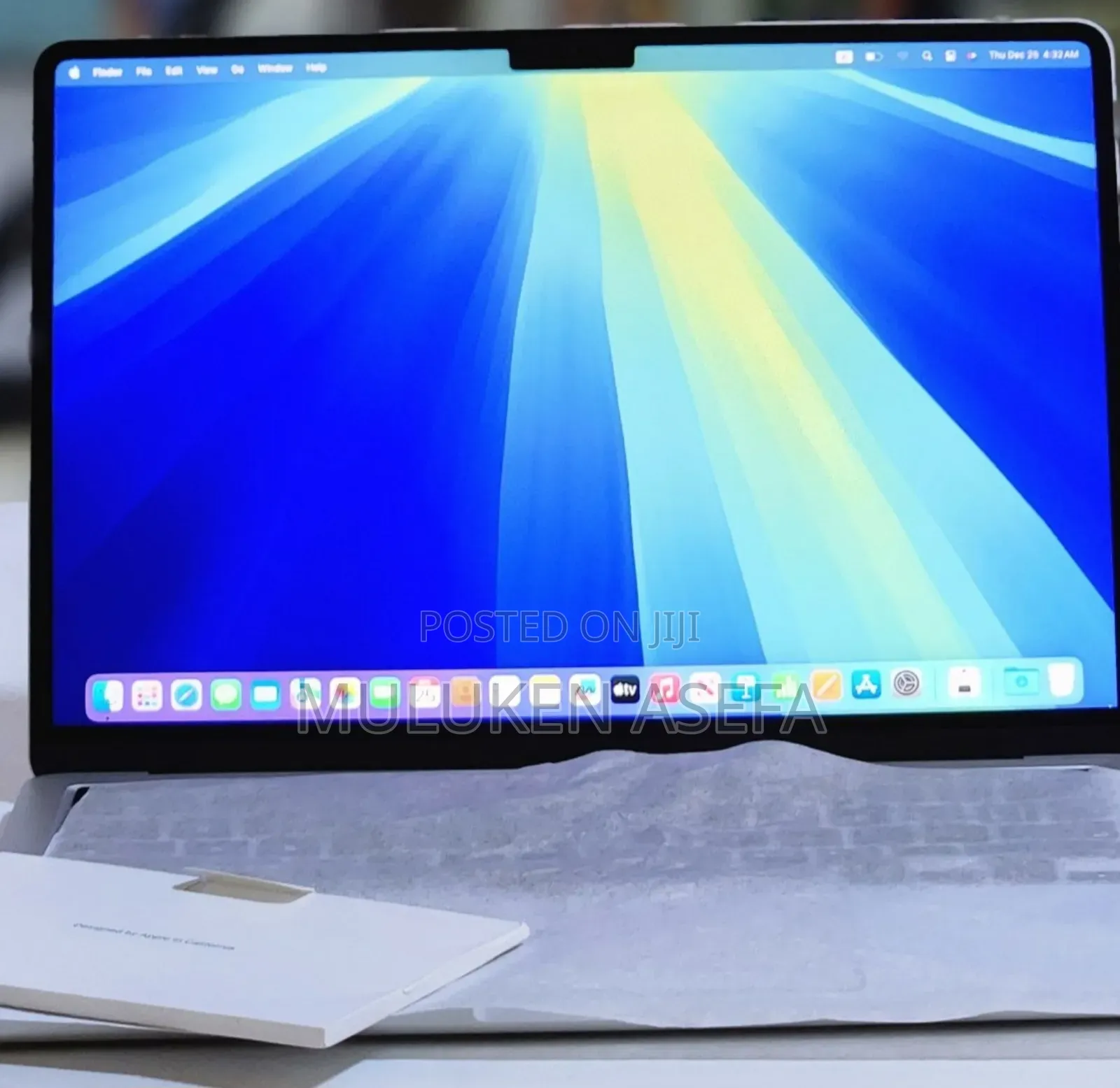 New Laptop Apple MacBook Air 2025 M4 15-Inch 16GB Apple M4 SSD 256GB