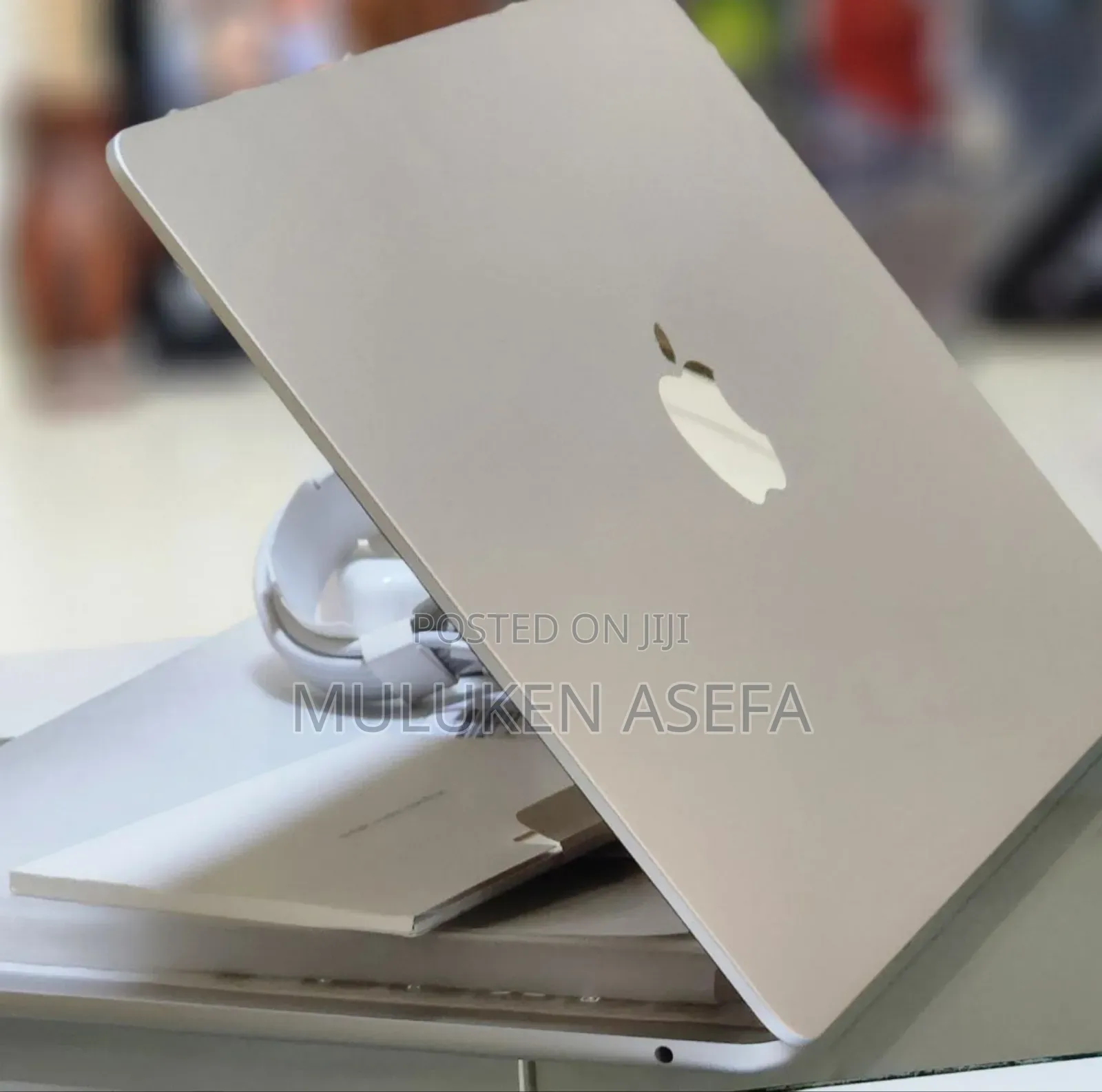 New Laptop Apple MacBook Air 2025 M4 15-Inch 16GB Apple M4 SSD 256GB