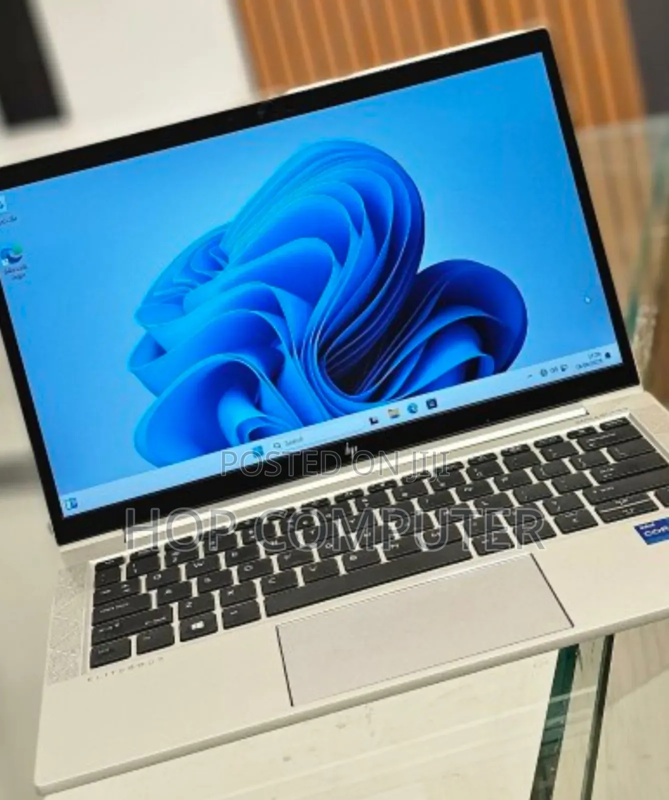 New Laptop HP EliteBook 830 G8 16GB Intel Core I7 SSD 512GB