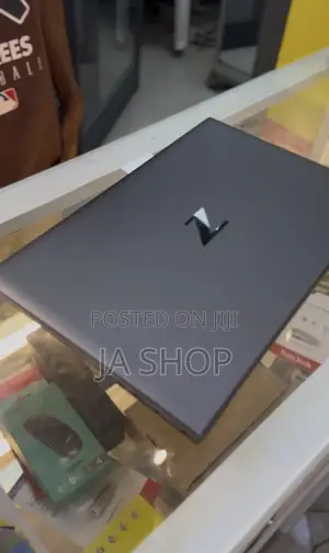 New Laptop HP 16GB Intel Core I7 SSD 512GB