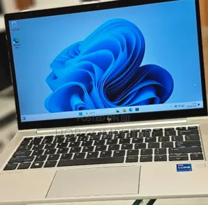 New Laptop HP EliteBook 830 G8 16GB Intel Core I7 SSD 512GB