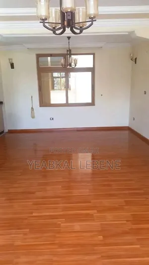 5bdrm House in Bole for sale