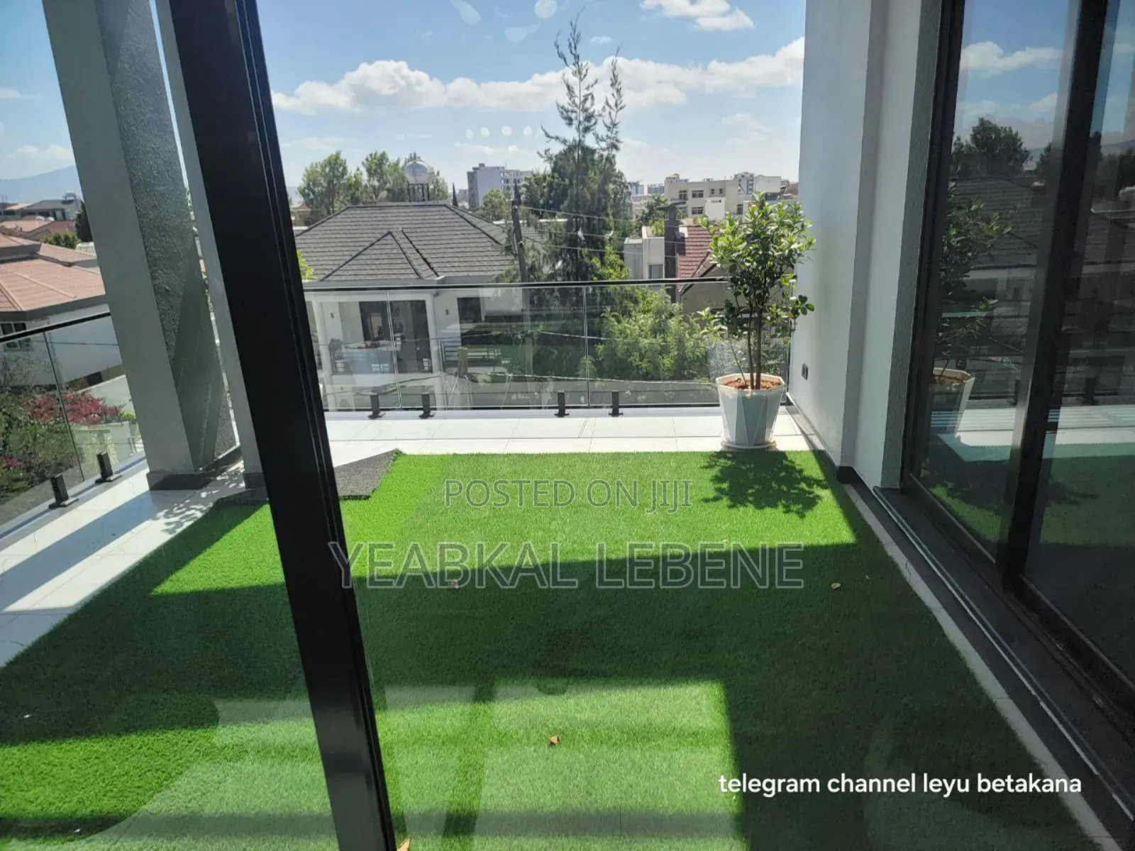 8bdrm House in Bole for sale