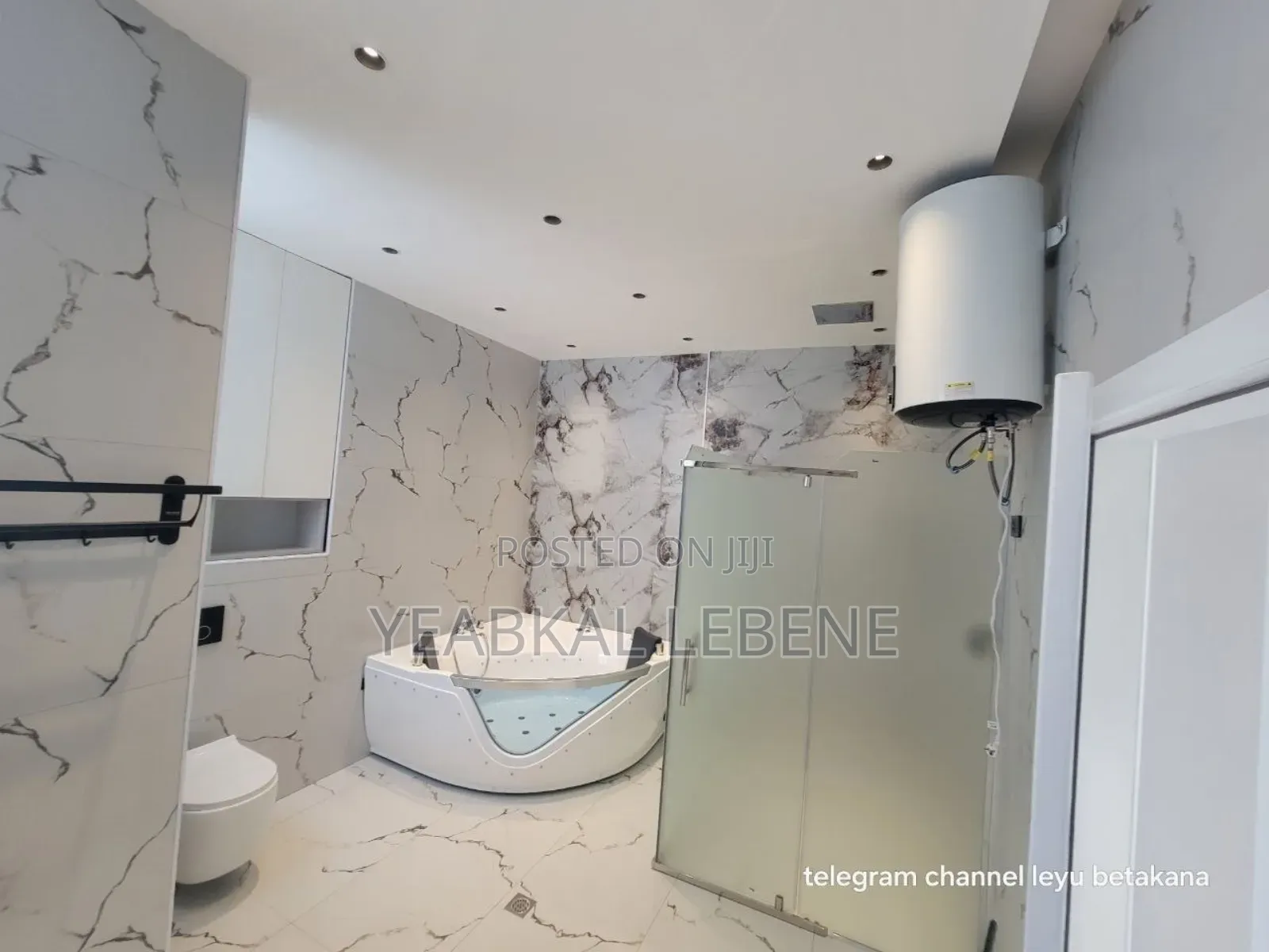 8bdrm House in Bole for sale