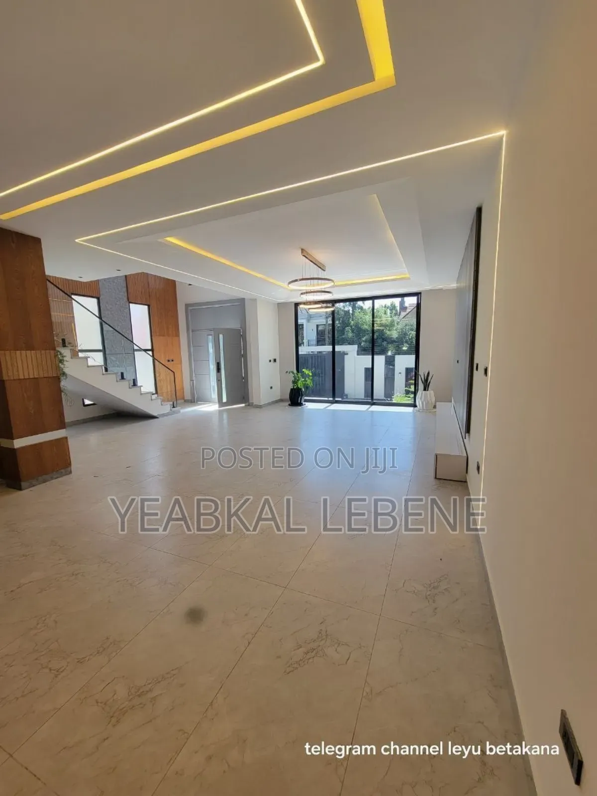 8bdrm House in Bole for sale