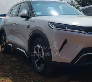 BYD Yuan Up 2025 White