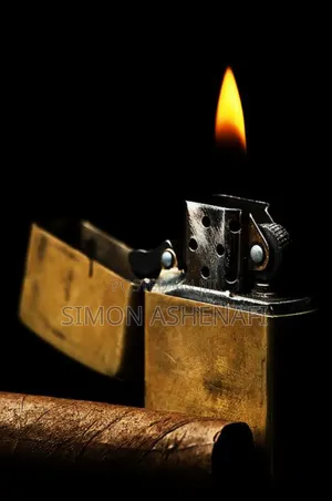 Photo - Lighter Vintage