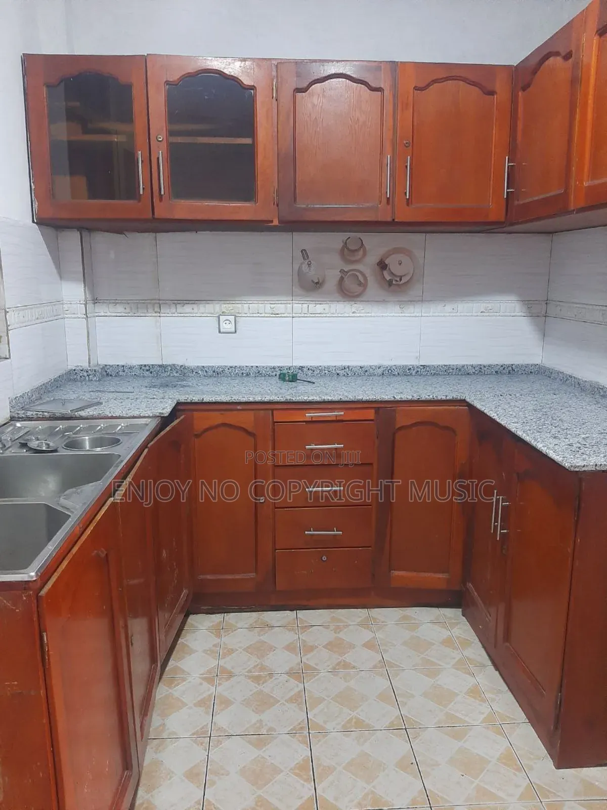 3bdrm House in Kolfe Keranio for rent