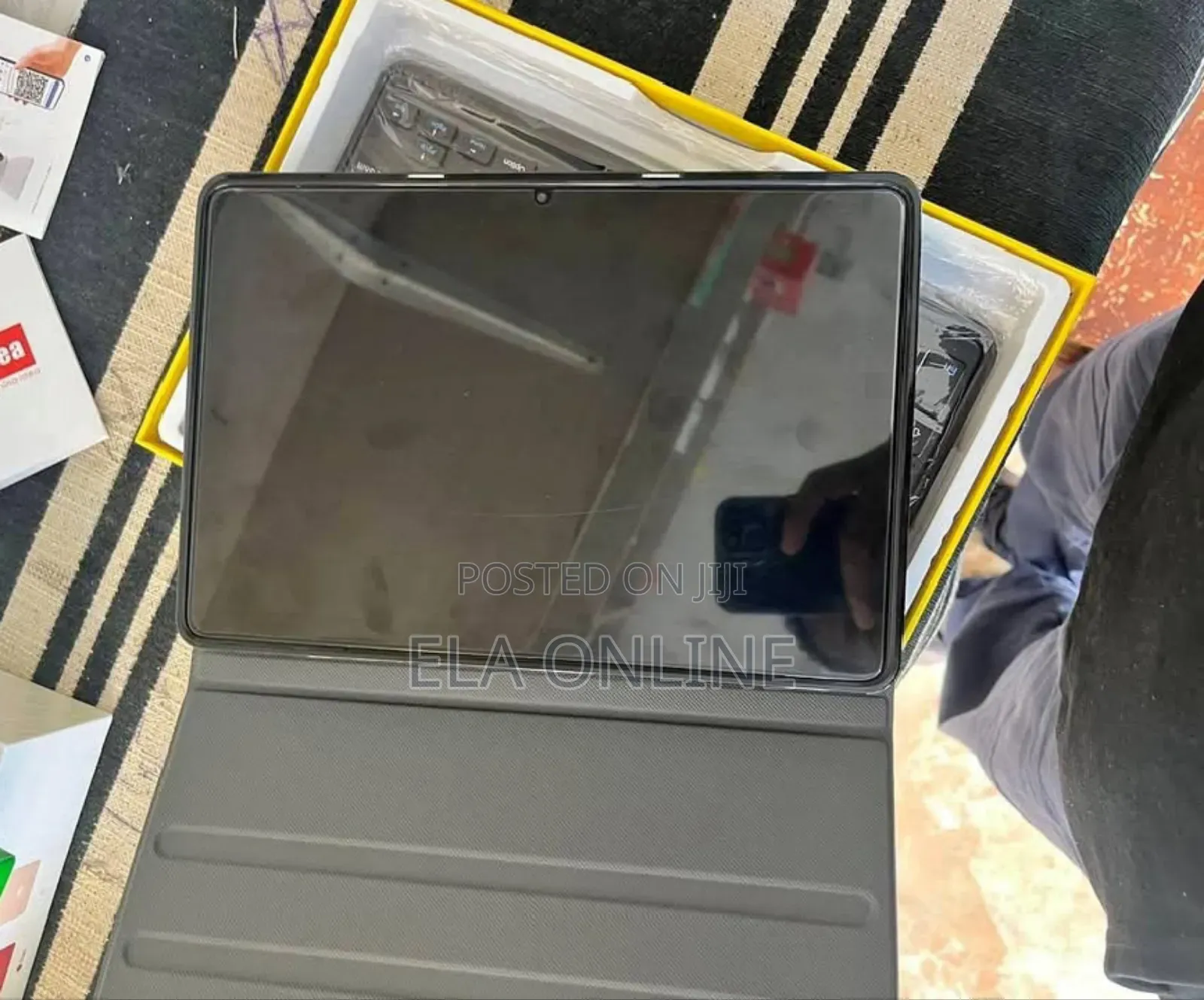 New C idea CM810 256 GB