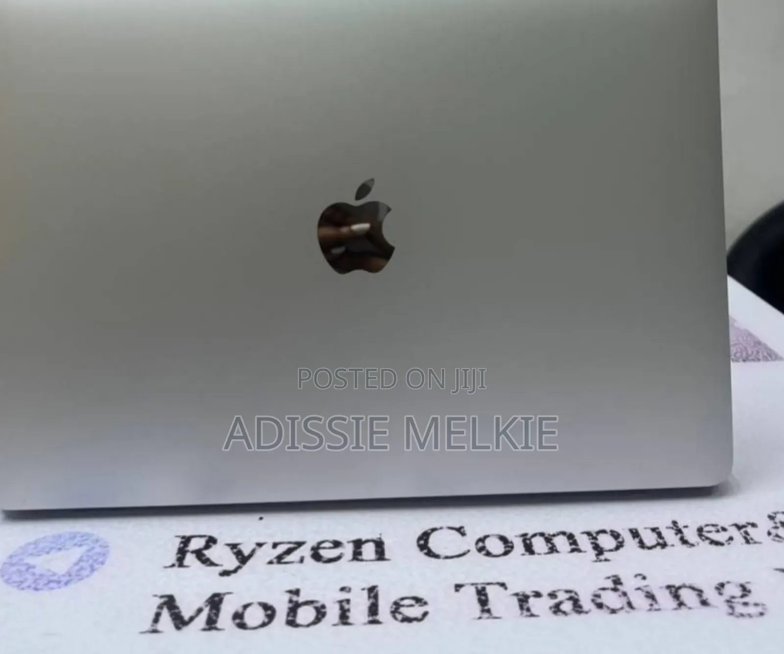 New Laptop Apple MacBook Pro 2017 8GB Intel Core I5 SSD 128GB