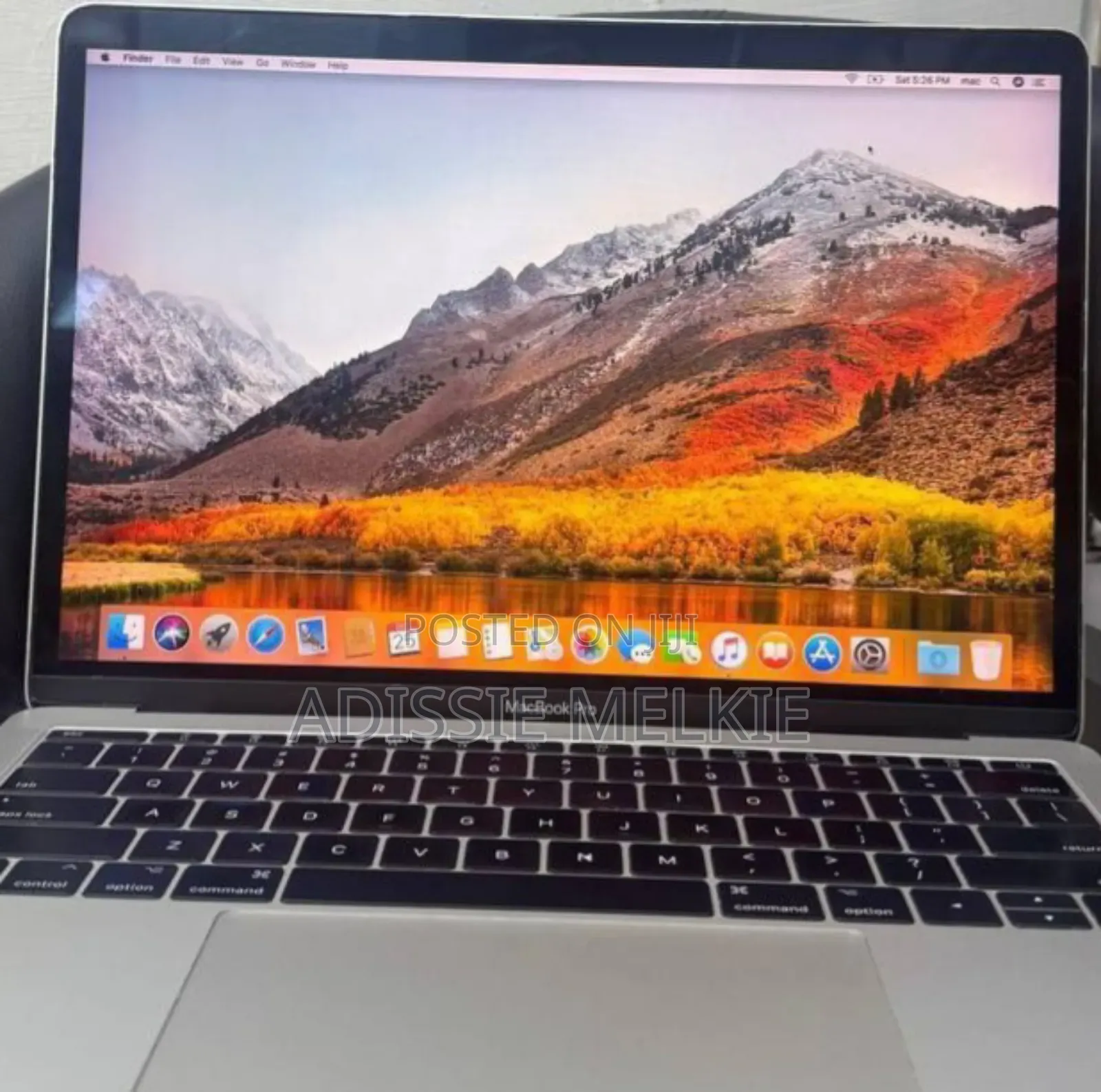 New Laptop Apple MacBook Pro 2017 8GB Intel Core I5 SSD 128GB