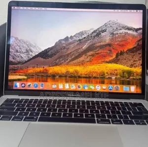 New Laptop Apple MacBook Pro 2017 8GB Intel Core I5 SSD 128GB