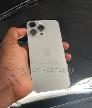 Photo - New Apple iPhone 15 Pro Max 256 GB