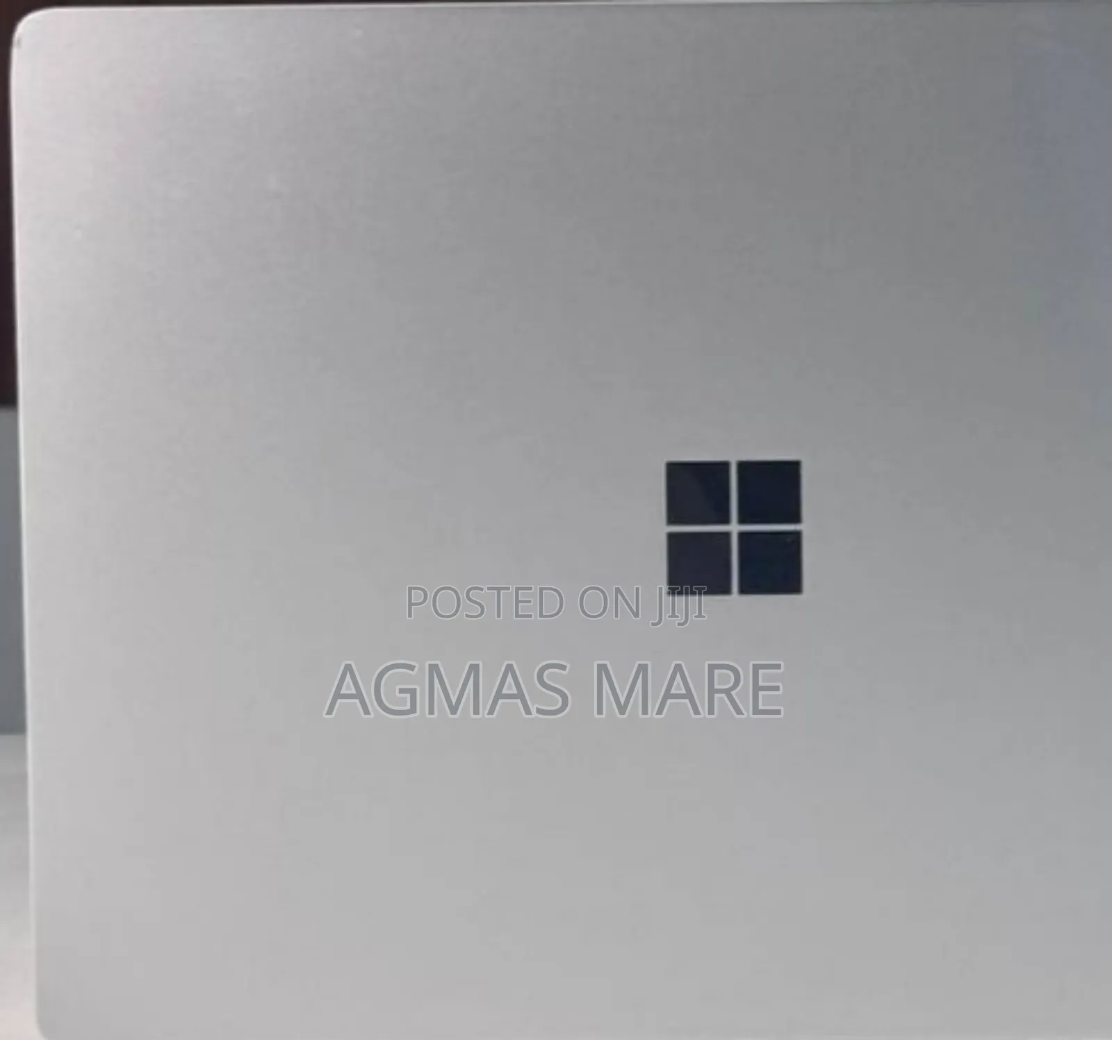 New Laptop Microsoft Surface Go 8GB Intel Core I5 SSD 256GB