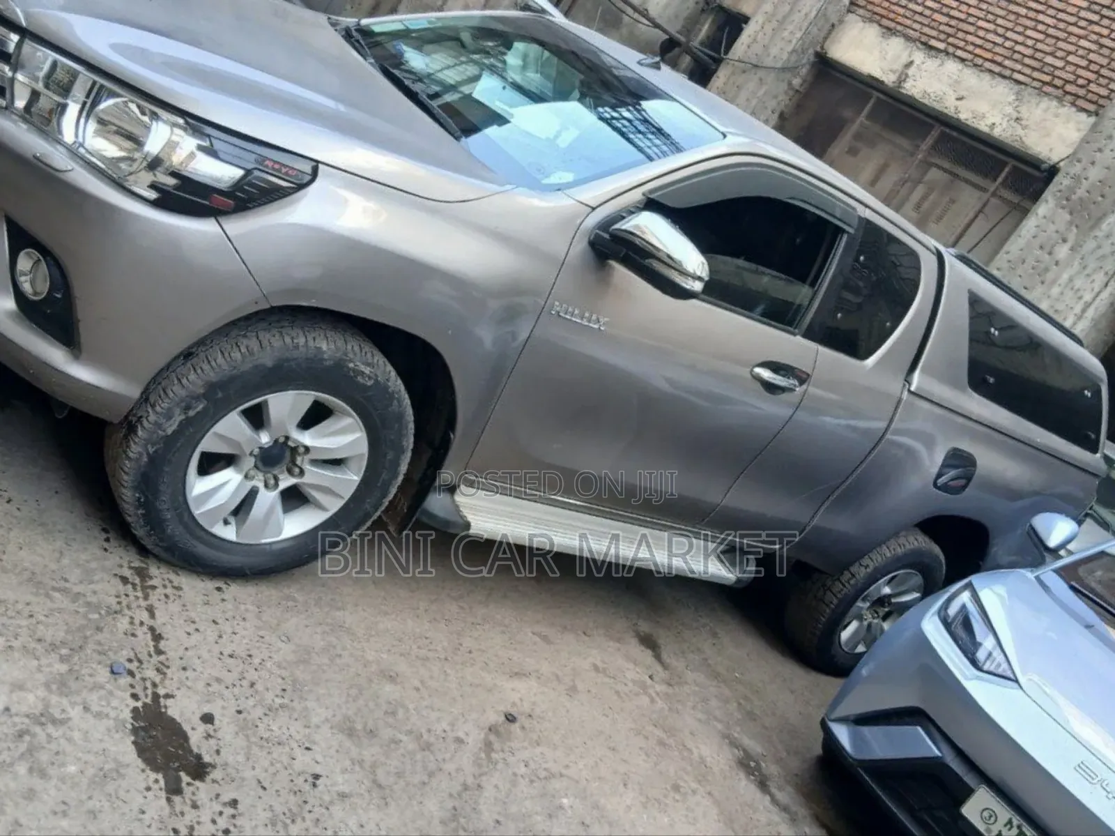 Toyota Hilux 2019 Silver