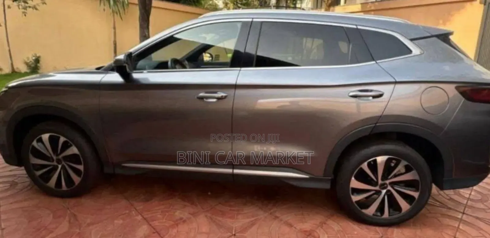 BYD Song Plus EV FWD 2024 Silver