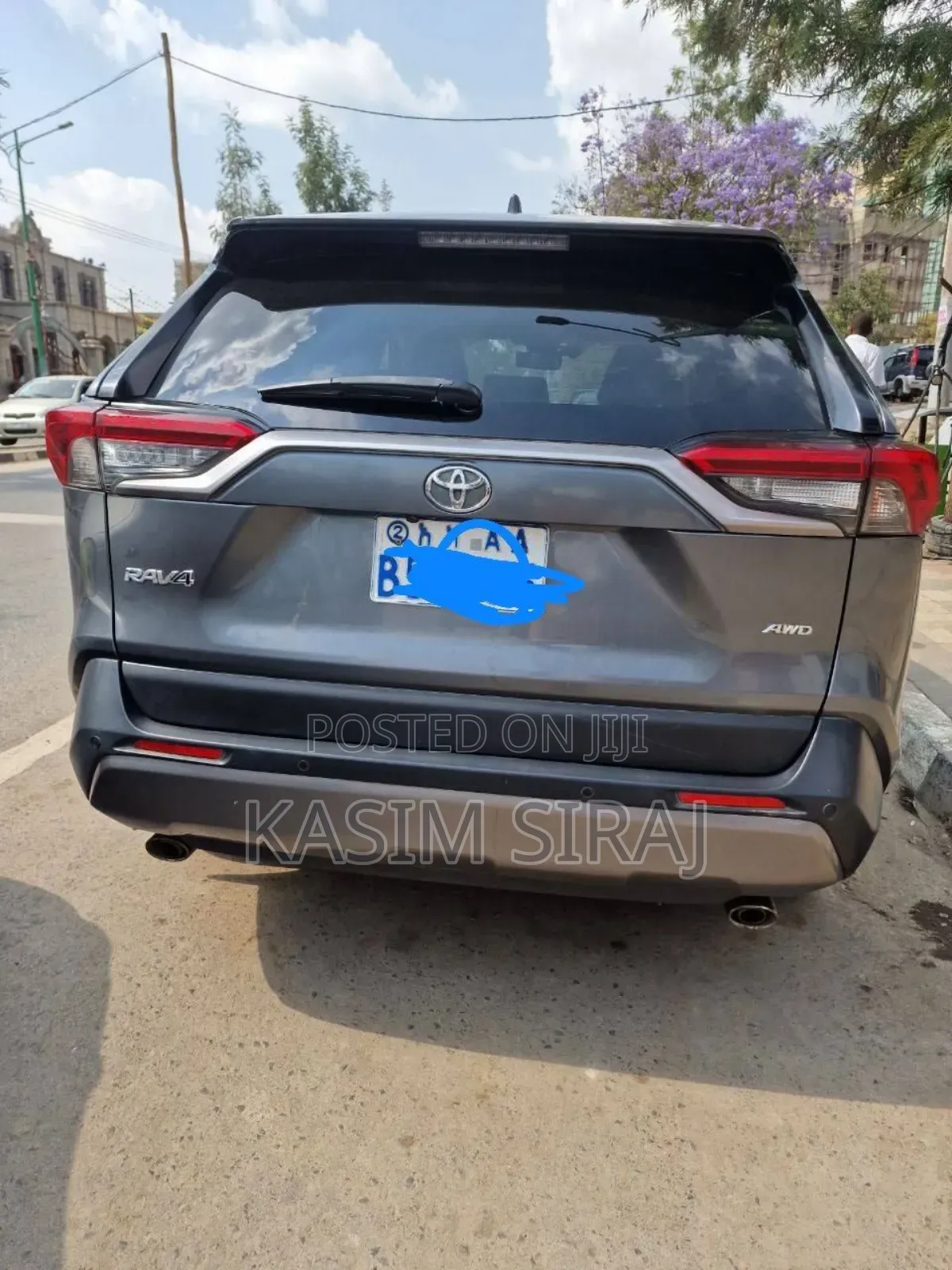 Toyota RAV4 LE FWD 2020 Gray