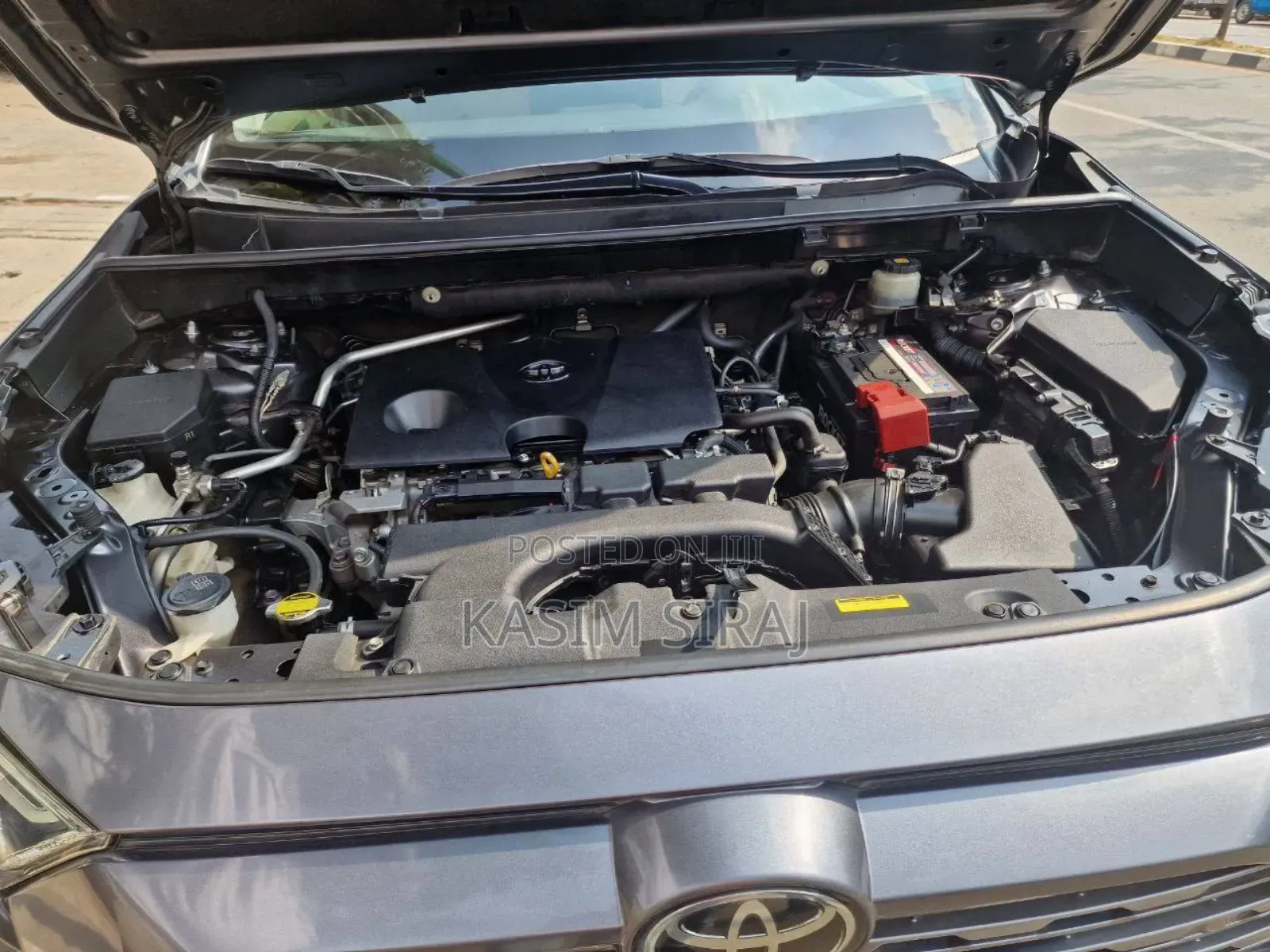 Toyota RAV4 LE FWD 2020 Gray