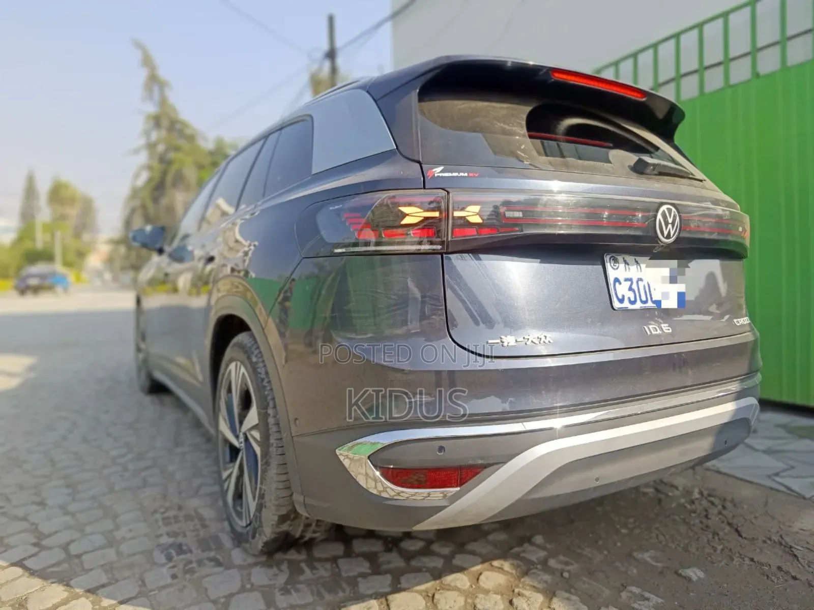 Volkswagen ID.6 2023 Blue