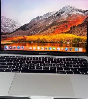 Laptop Apple MacBook Pro 2017 8GB Intel Core I5 SSD 128GB