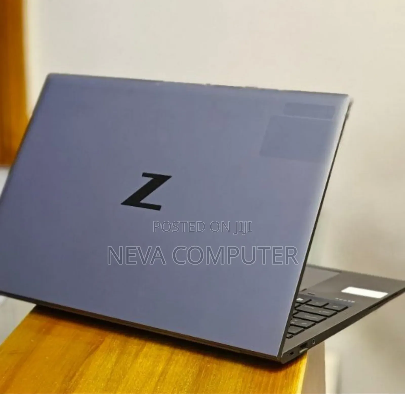 New Laptop HP ZBook Firefly 15 G7 16GB Intel Core I7 SSD 512GB