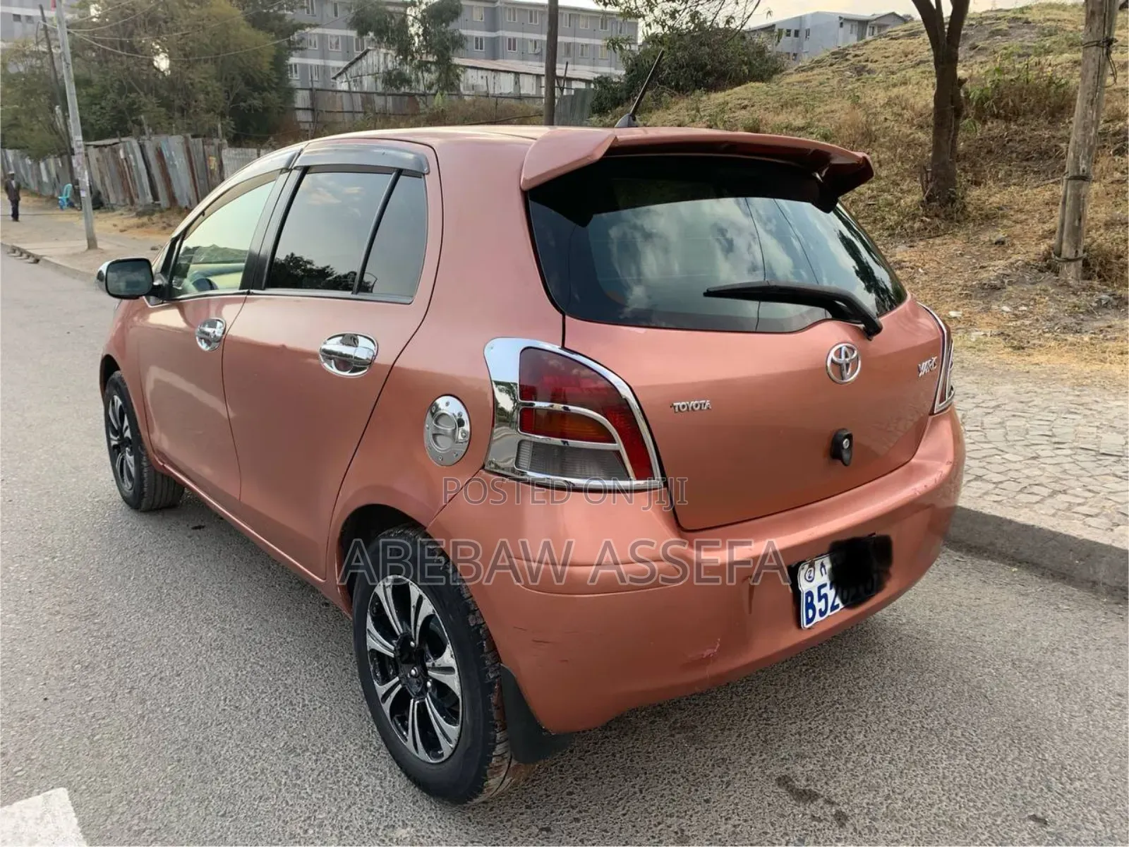 Toyota Yaris 2010 Brown