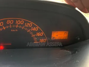 Toyota Yaris 2010 Brown