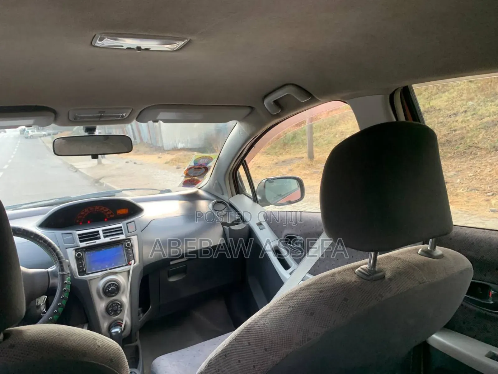 Toyota Yaris 2010 Brown